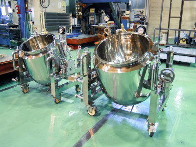 傾斜可動式ジャケットタンク